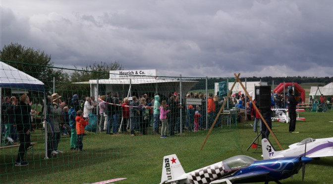 CONDOR AIRSHOW bei stürmischem Wetter